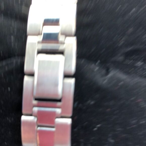 TFX Ladies Watch. Excellent used condition! - Picture 3 of 3